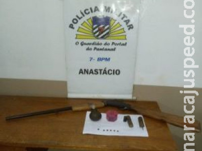 Idoso é preso pela PM flagrado com arma de fogo em distrito