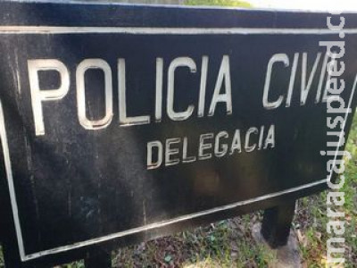 Filho esfaqueia a mãe durante bebedeira em Dourados