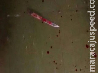Briga entre homens termina com um assassinado a facadas
