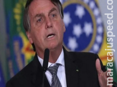 Bolsonaro: conseguimos os insumos da China e as vacinas da Índia