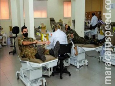 Militares do Exército doam sangue no Hemosul em Campo Grande