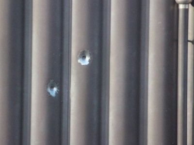 Autoescola é alvo de disparos de arma de fogo durante a madrugada em Campo Grande