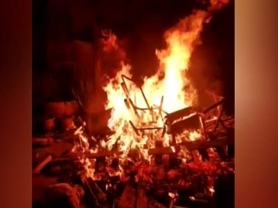 Descontrolado, homem agride esposa e coloca fogo em residência