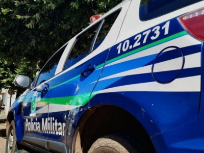 Mulher pede divórcio e marido a esfaqueia 14 vezes e foge