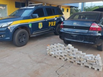 PRF apreende 47 Kg de cocaína em Água Clara (MS)