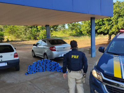 PRF prende ‘batedor’ e comparsa com carga de maconha em MS