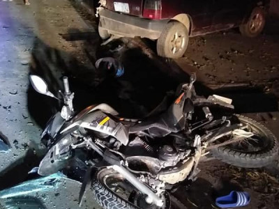 Soldado morre após bater moto em carro estacionado em MS