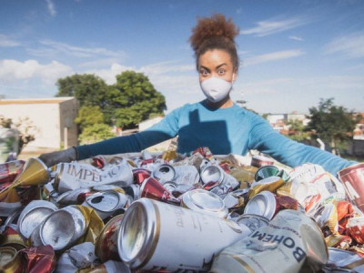 Uma montanha de recicláveis para chegar ao topo do Everest