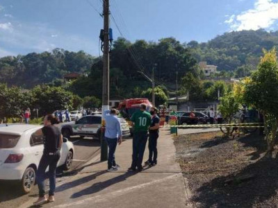  Jovem mata crianças em escola de Santa Catarina 