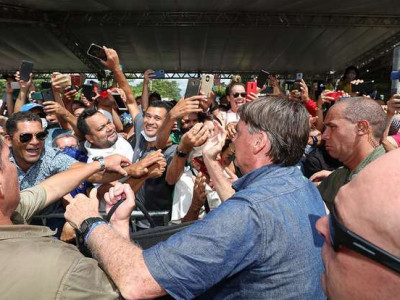NA LATA: Maranhão faz serviço da PGR e enquadra Bolsonaro