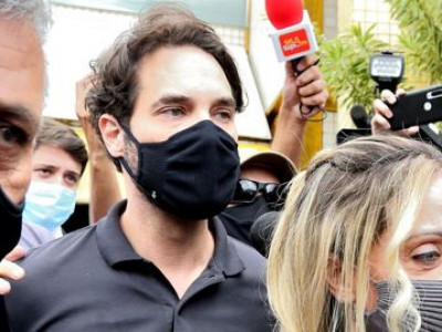  Polícia indicia Dr. Jairinho e Monique pela morte de Henry 