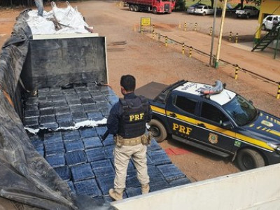  PRF apreende mais de 7 toneladas de maconha em Eldorado (MS) 