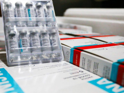 Adiar mais a 2ª dose é efetivo com a AstraZeneca, indica estudo