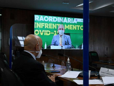 Na Comissão da Covid, Queiroga diz que Ministério continuará distribuindo a CoronaVac
