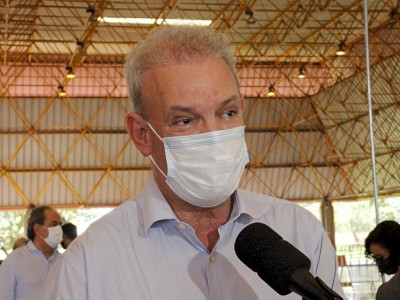 Secretário diz que até agosto população de MS estará vacinada