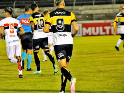 Botafogo-SP tira invencibilidade do Criciúma e sobe na Série C