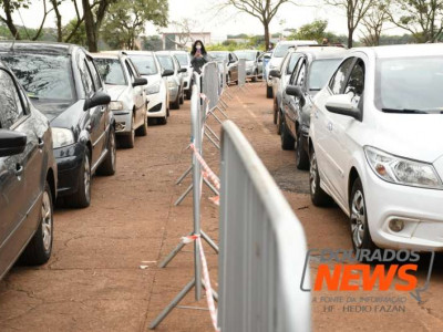 Drive vacina pessoas com 35 anos ou mais neste sábado