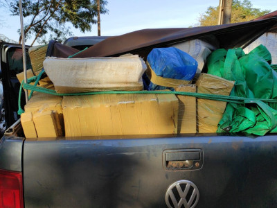 Dupla é presa em entreposto de drogas na fronteira