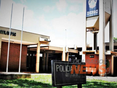 Jovem tem bolsa e notebook furtados no Jardim Santo André