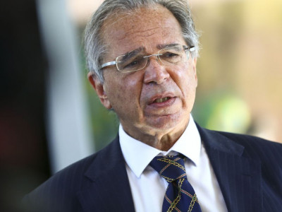 Orçamento pode acomodar aumento do Bolsa Família, diz ministro