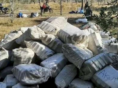 Sobrevoo leva a apreensão de fardos de maconha na fronteira 