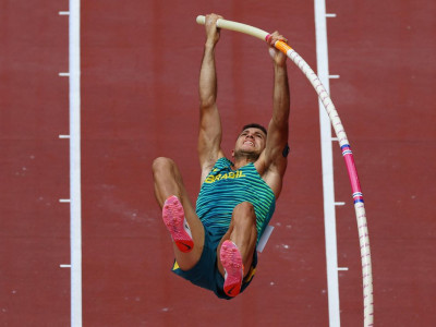 Thiago Braz garante vaga na final do salto com vara em Tóquio