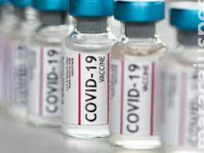 Anvisa pede à Pfizer informações sobre estudos da terceira dose