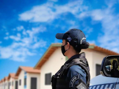 Barbosinha pede ao Governo auxílio-moradia para profissionais da segurança pública