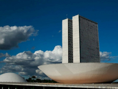 Câmara dos Deputados rejeita e arquiva PEC do voto impresso 