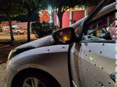 Casal morre após ser metralhado dentro de veículo na fronteira