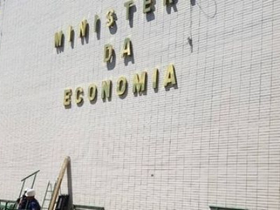 Hackers invadem sistema do Tesouro Nacional 