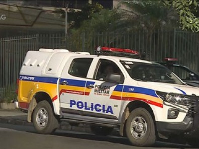 Homem é morto após ameaçar parentes com facas em BH 