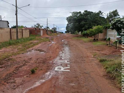 Mãe e filho são presos por bater em policiais no Noroeste