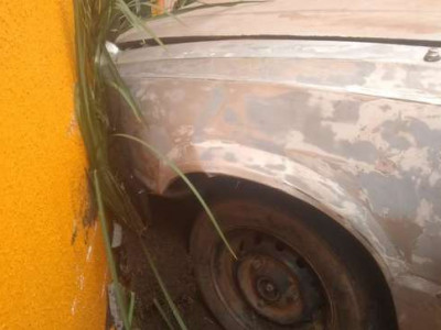 Motorista tem crise epilética e sofre acidente em Três Lagoas