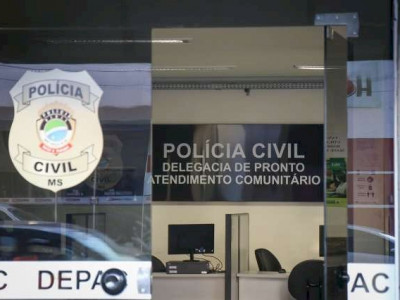 Mulher invade casa e esfaqueia vizinha 5 vezes na barriga