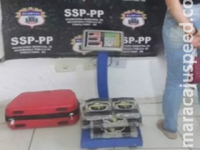 Nervosa, mulher é presa com droga na rodoviária de Ponta Porã
