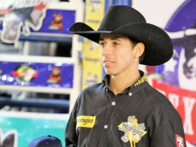 Peão brasileiro morre aos 22 anos durante competição nos EUA