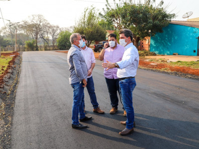 Prefeitura conclui pavimentação na Rua das Oliveiras