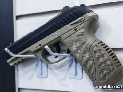 Rapaz é preso com pistola em festinha no Parque do Sol