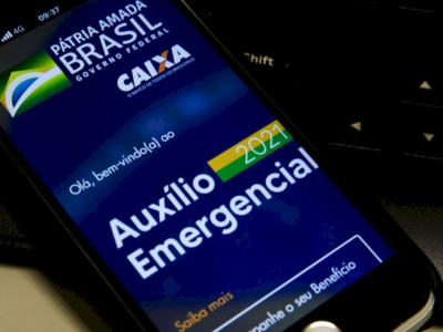 Caixa paga hoje auxílio emergencial a nascidos em março
