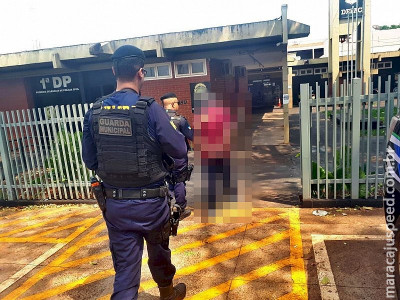 Embriagado, homem agride a própria mãe em Dourados 
