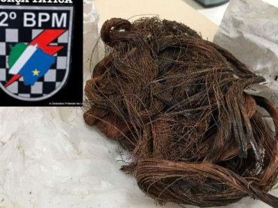 Indivíduos são flagrados com fios de cobre furtados