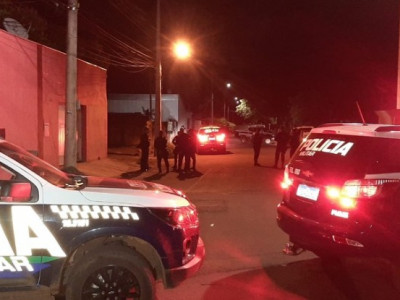 Homem tenta fugir e morre em confronto com a polícia