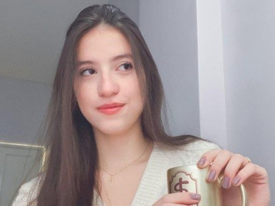 Influencer morre aos 20 anos após complicações da Covid-19 