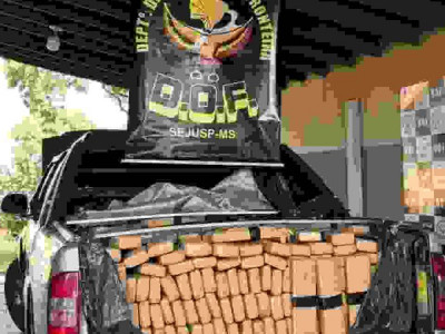 Jovem é preso traficando 1 tonelada de maconha em MS