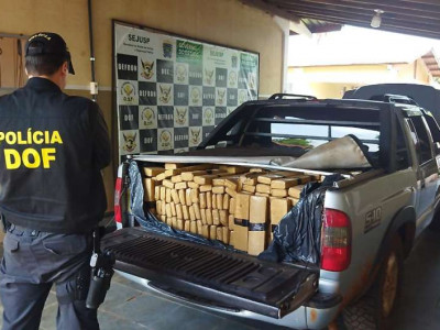 Maconha apreendida dentro de caminhonete passa de 1t 