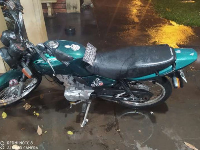 Motocicleta furtada na madrugada é recuperada