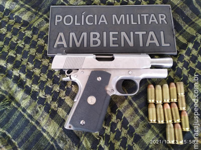 Polícia Militar Ambiental prende jovem de 21 anos por disparos e porte ilegal de pistola e munições estrangeiras de grosso calibre