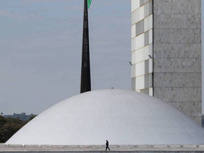 Senado aprova criação de memorial às vítimas da Covid-19