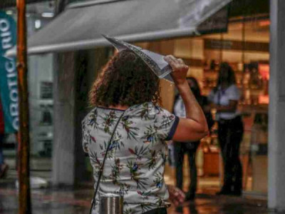 Terça-feira continua com tempo instável e chance de chuva em M